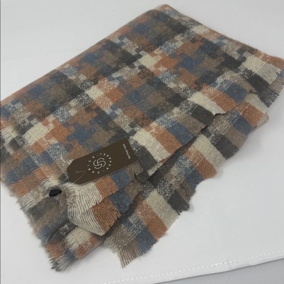 ECHO SCARF BUNDLE - Picture 14 of 16